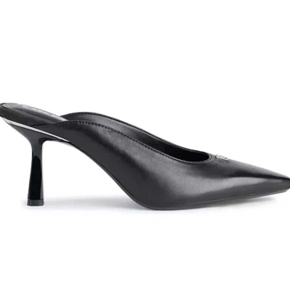New DKNY Netta Black Pointed Toe Pump Sz 6 M - Picture 2 of 15